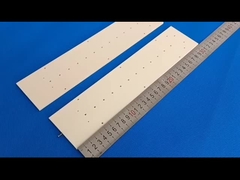 قطعات سرامیکی آلومینا زرد روشن صفحات سرامیکی نازک 3.85 گرم بر سانتی متر مکعب با سوراخ نخ